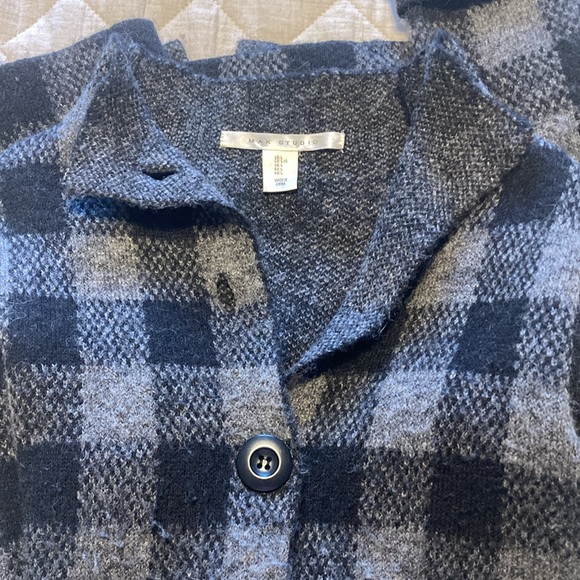 Long sweater good condition size large - Picture 4 of 5